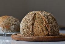 Comment faire du pain à la levure naturelle avec une machine à pain pour une version plus traditionnelle