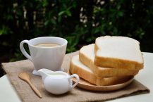 Préparer du pain au lait avec une machine à pain